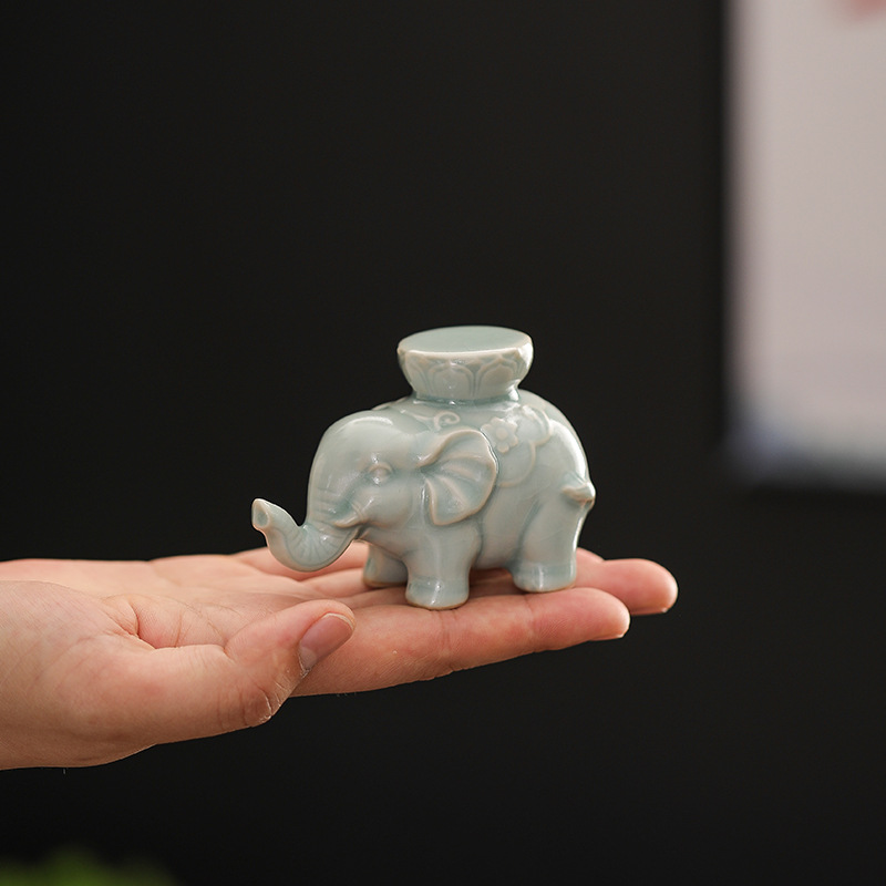 Creative  Elephant Lid Holder  - Unique Table Accessories review and price