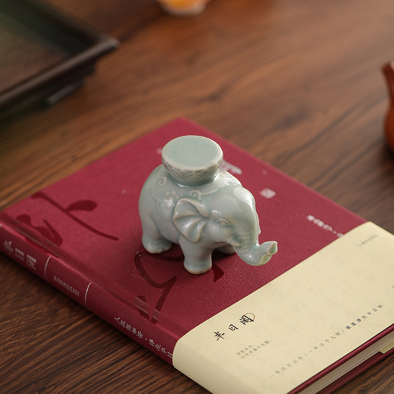 Creative  Elephant Lid Holder  - Unique Table Accessories review and price